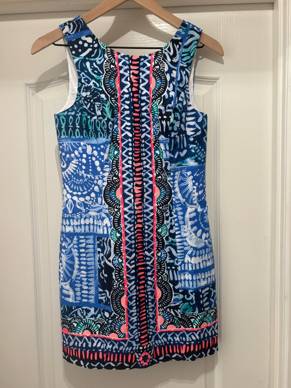 Women’s Lilly Pulitzer Mila Stretch Shift Dress in  "Leied Back" print size 00